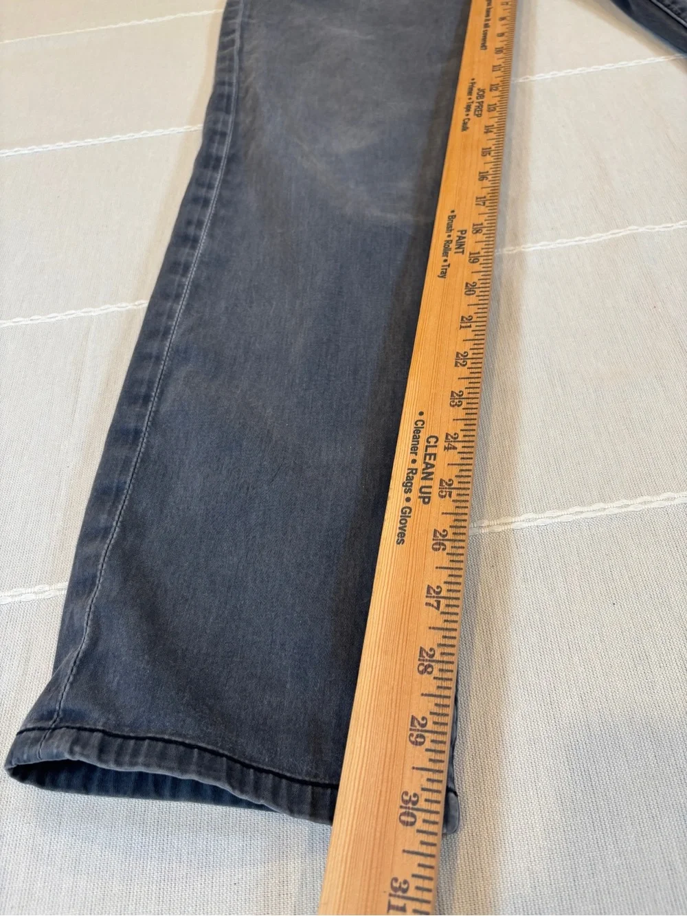 AG Adriano Goldschmied The Tellis Modern Slim Jeans Gray Faded 33x34